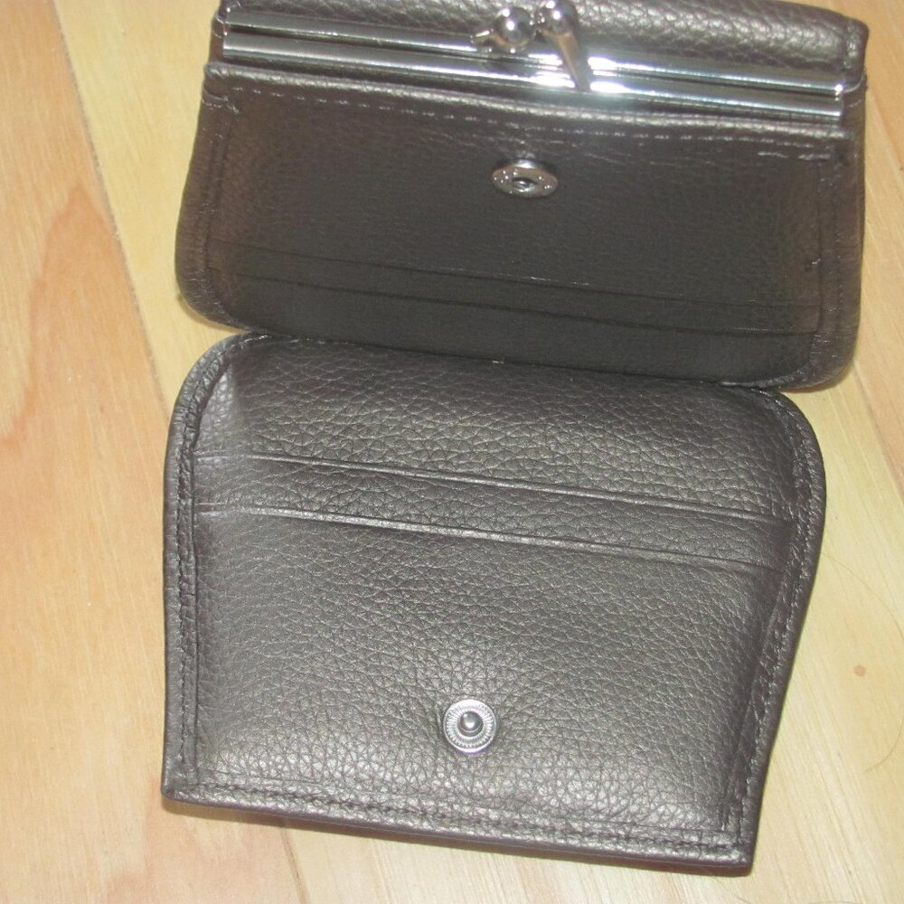 Brighton Dark Leather Wallet with Ornate Pattern - Picture 9 of 10